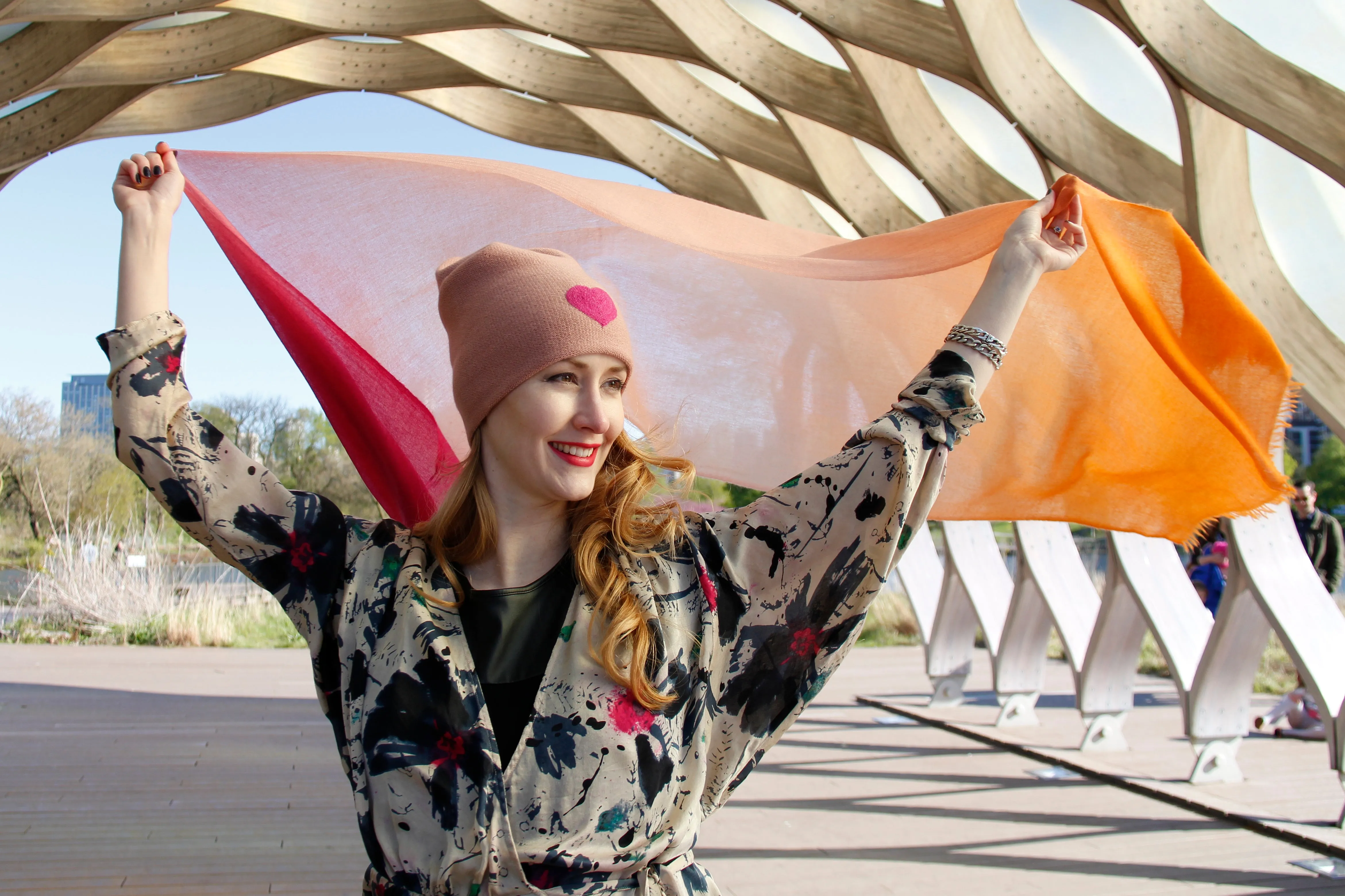 Reversible Slouchy Rose Cashmere Hat with Pink Heart